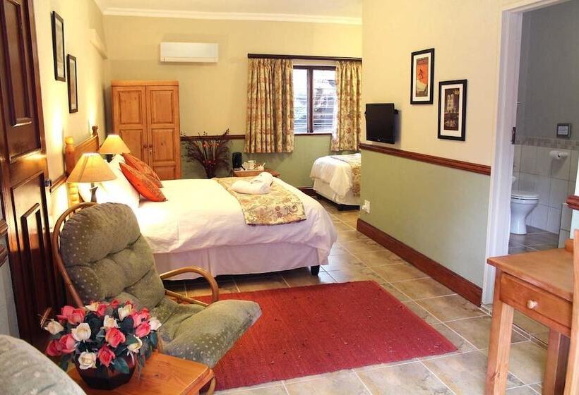 פנסיון The Palms Guesthouse