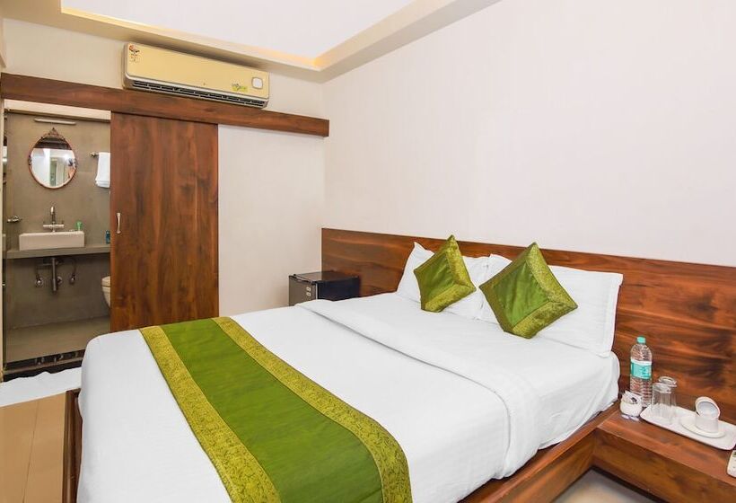 אתר נופש Treebo Swamini Niwas