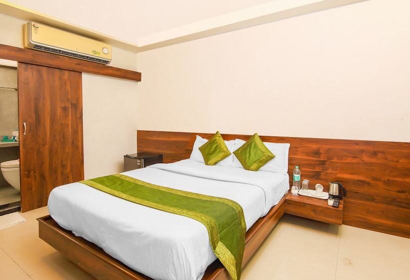 אתר נופש Treebo Swamini Niwas