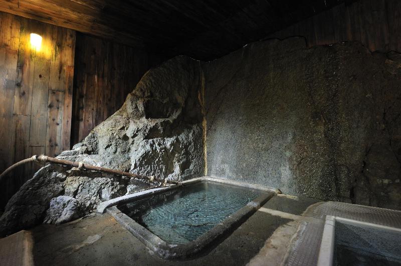 Рёкан Kutsurogijyuku Shintaki