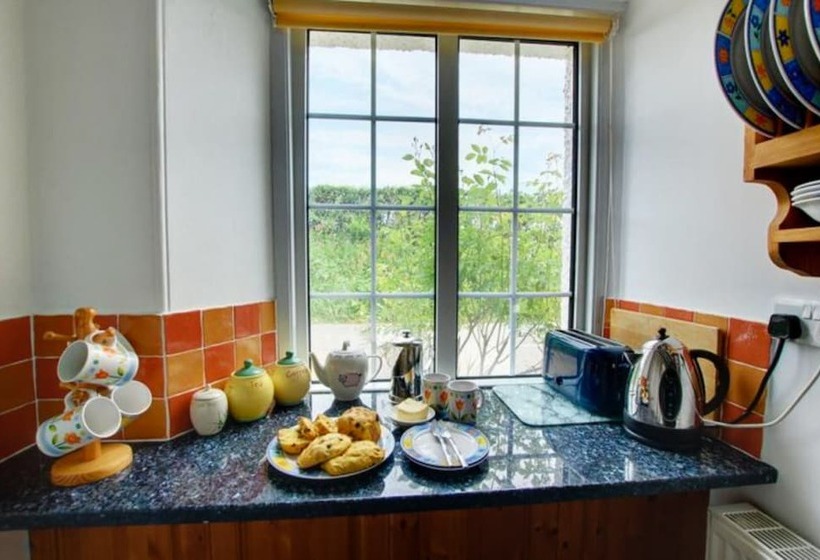 West Bowithick Cottages