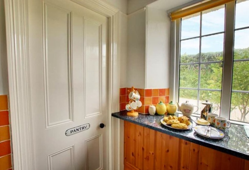 West Bowithick Cottages