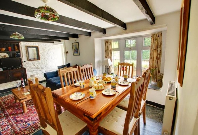 West Bowithick Cottages