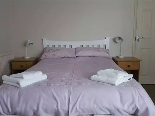 Bed and Breakfast A35 Pitstop