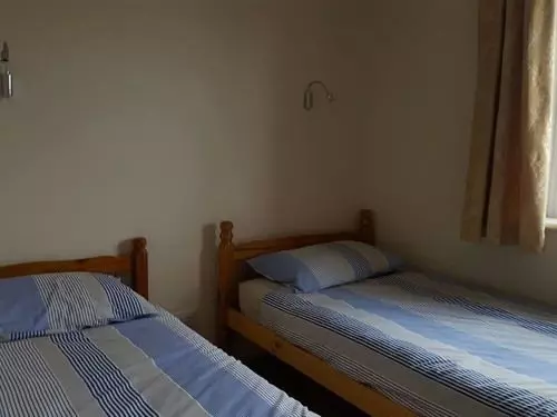 Bed and Breakfast A35 Pitstop