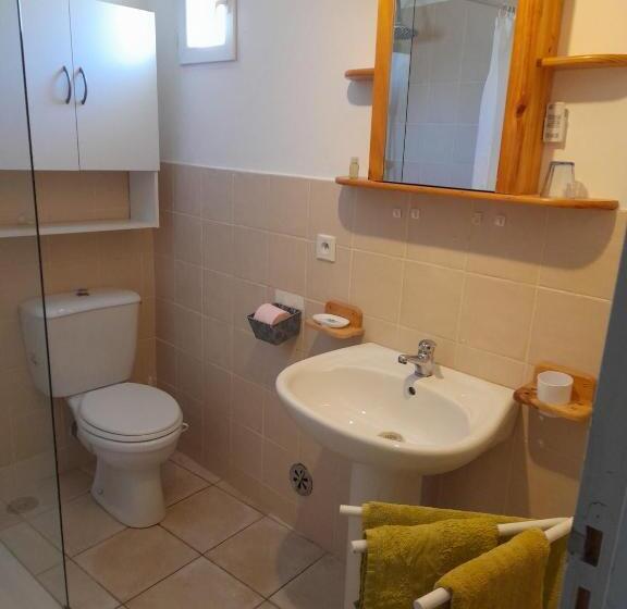 צימר Chambres D Hôtes Chez Cécile à Lagnes