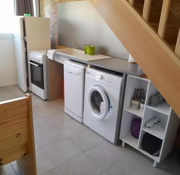 ベッドアンドブレックファースト Chambres D Hôtes Chez Cécile à Lagnes