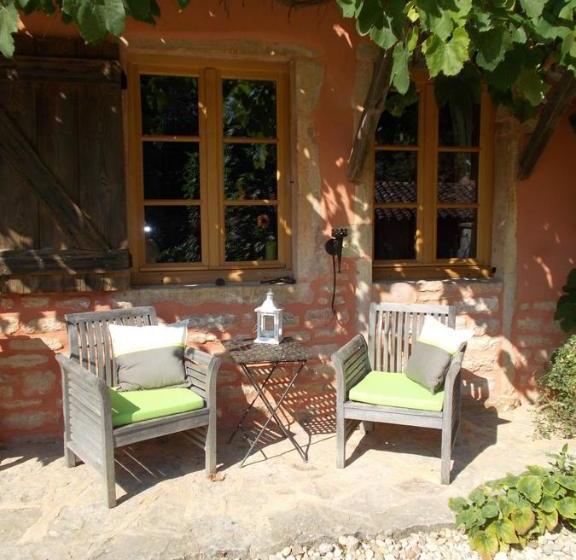 مبيت وإفطار La Cassinette