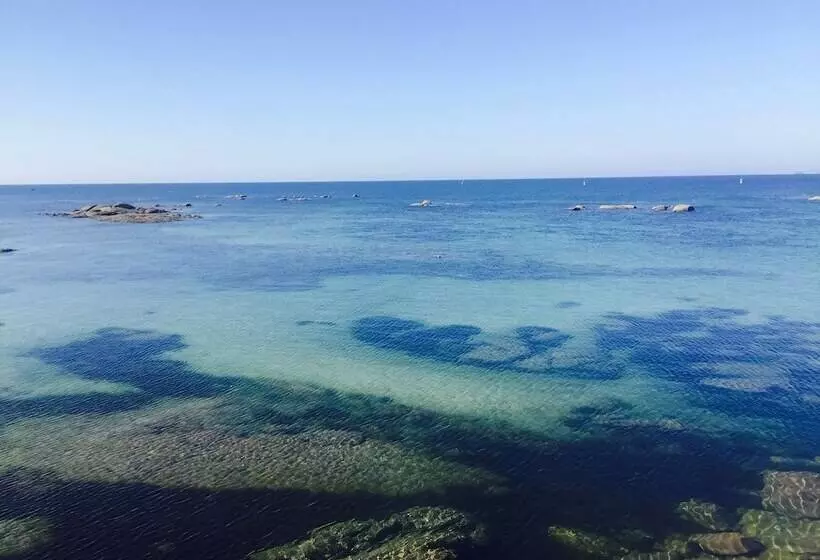 تختخواب و صبحانه La Dolce Vita