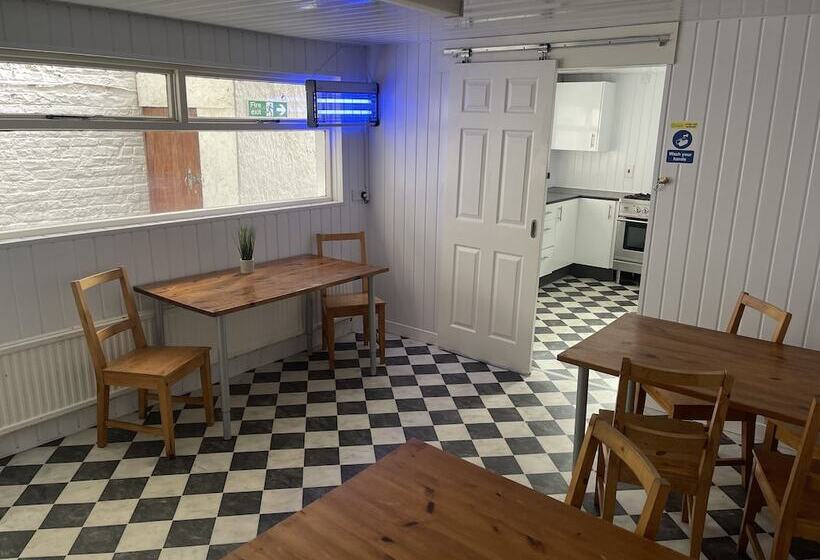 צימר OYO Queens Quarter