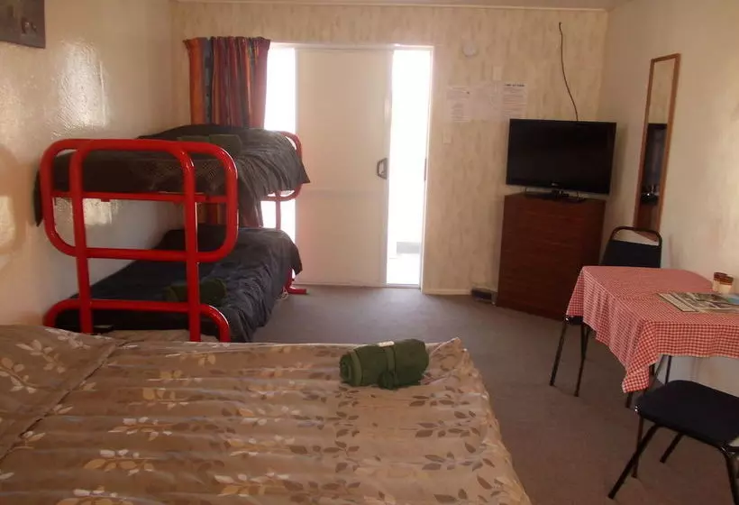 Bignell Street Motel