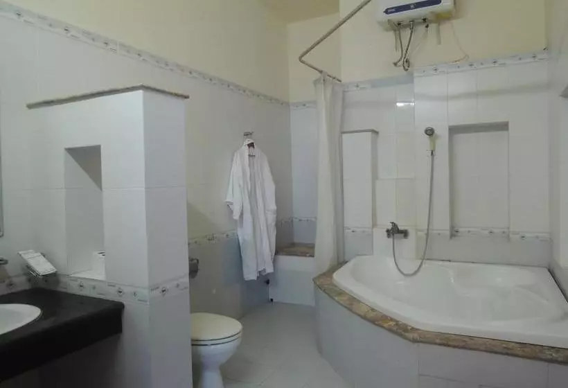 هتل Diamond Resort Bien Hoa