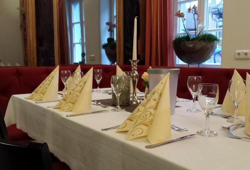 Fachwerk Hotel Eisenbart