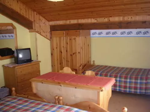 Hotelli Albergo Ombrettola