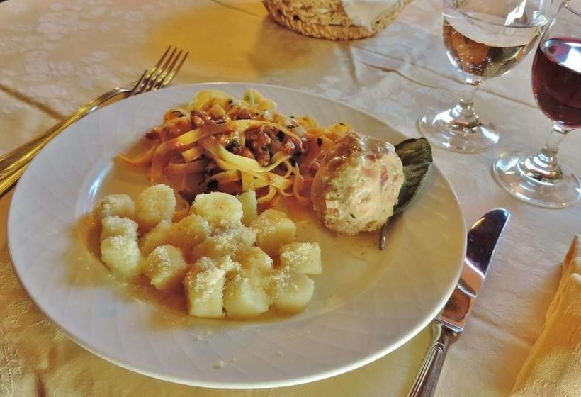 בית מלון כפרי Albergo Ombrettola