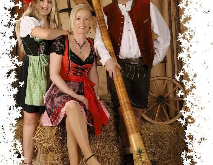 Hotelli Alpenhof