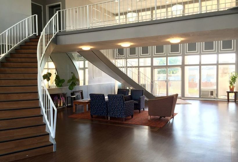 酒店 Bella Vista Inn And Suites