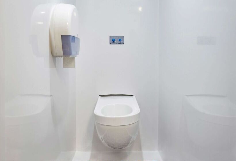 فندق F1 Dole Jura