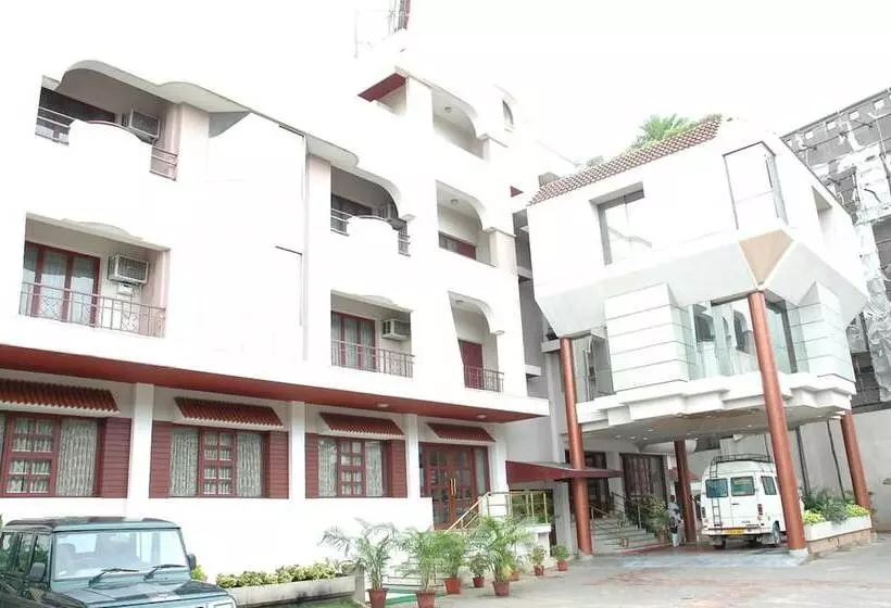 Hotelli Gnanam