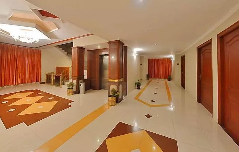 Hotelli Gnanam