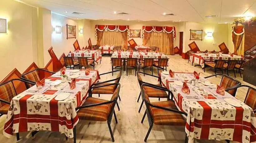 Hotelli Gnanam