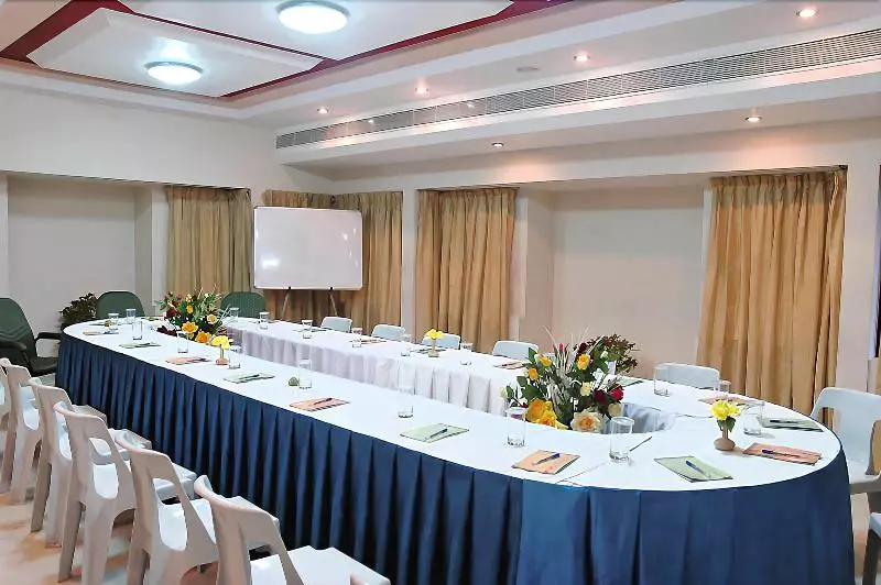 Hotelli Gnanam