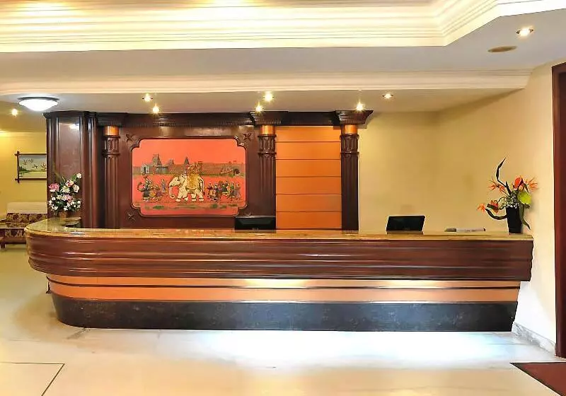 Hotelli Gnanam