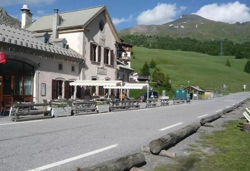 هتل Hôtel, Le Refuge Napoléon