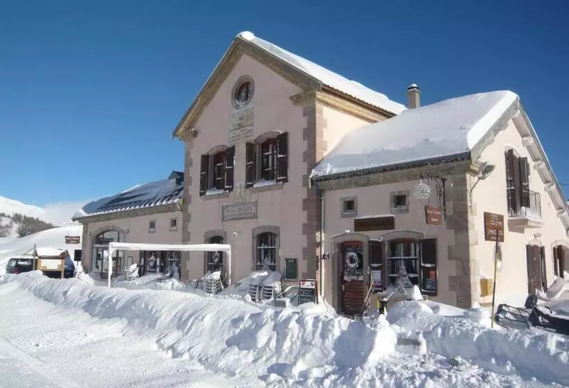هتل Hôtel, Le Refuge Napoléon