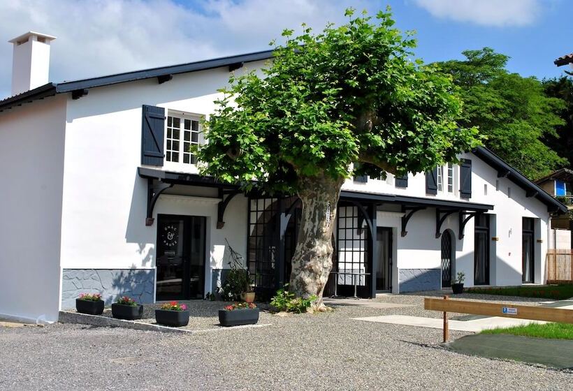 ホテル Logis Hôtels Gnàc é Pause