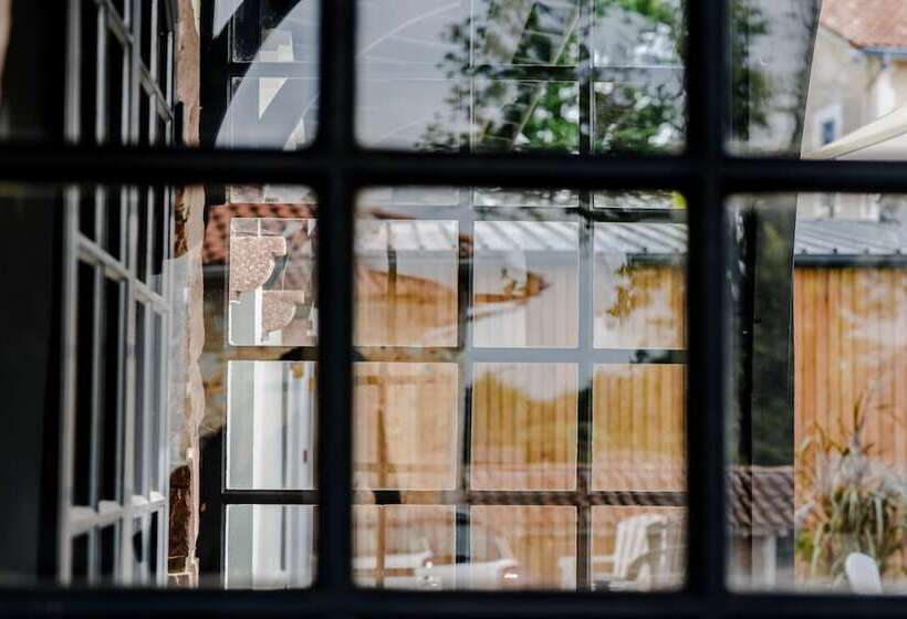 ホテル Logis Hôtels Gnàc é Pause