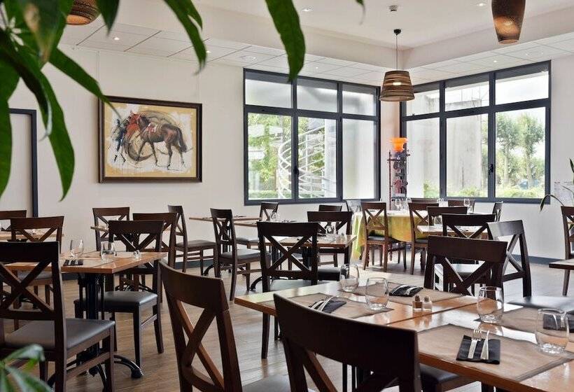 ホテル Logis Hôtels Gnàc é Pause