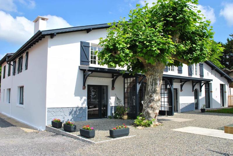 ホテル Logis Hôtels Gnàc é Pause