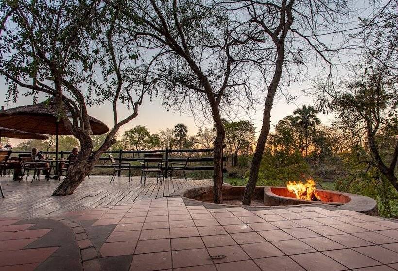 هتل Maramba River Lodge