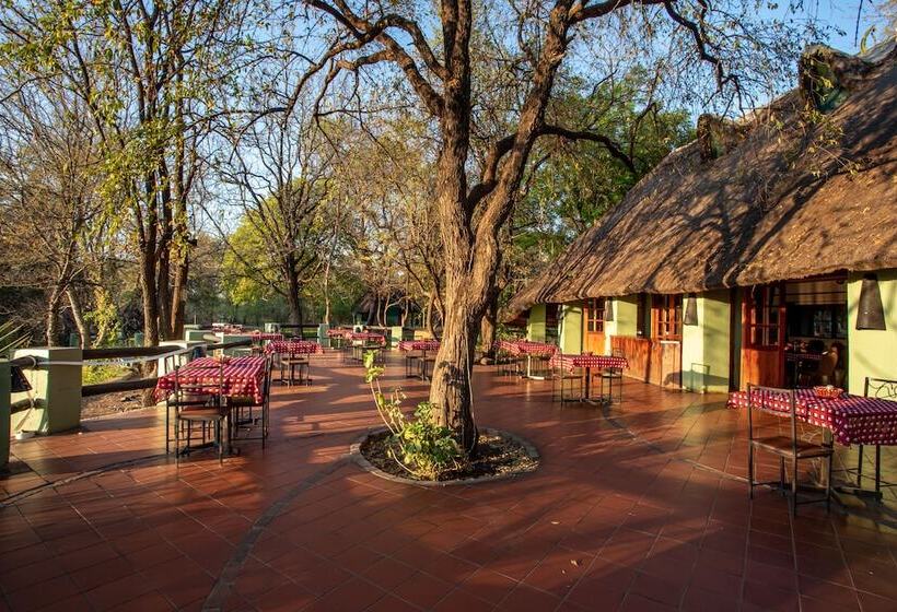 هتل Maramba River Lodge