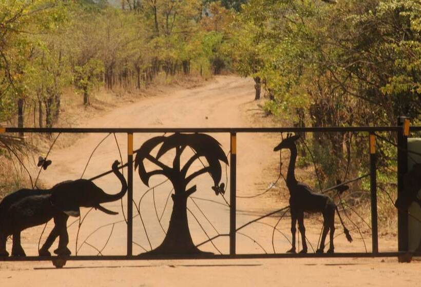 هتل Maramba River Lodge