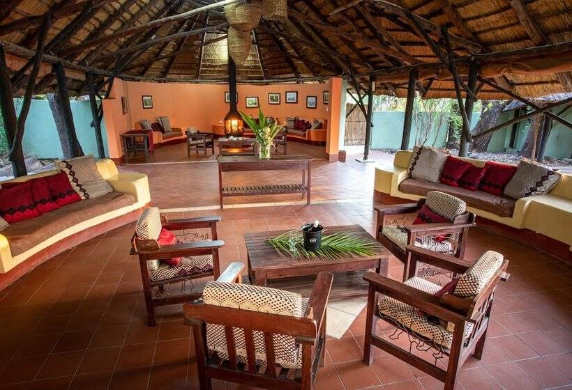 هتل Maramba River Lodge