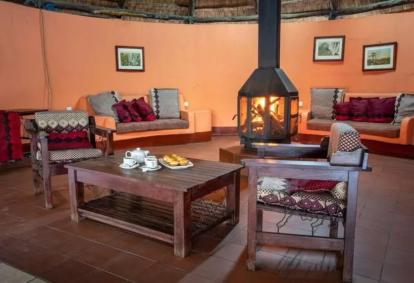 هتل Maramba River Lodge