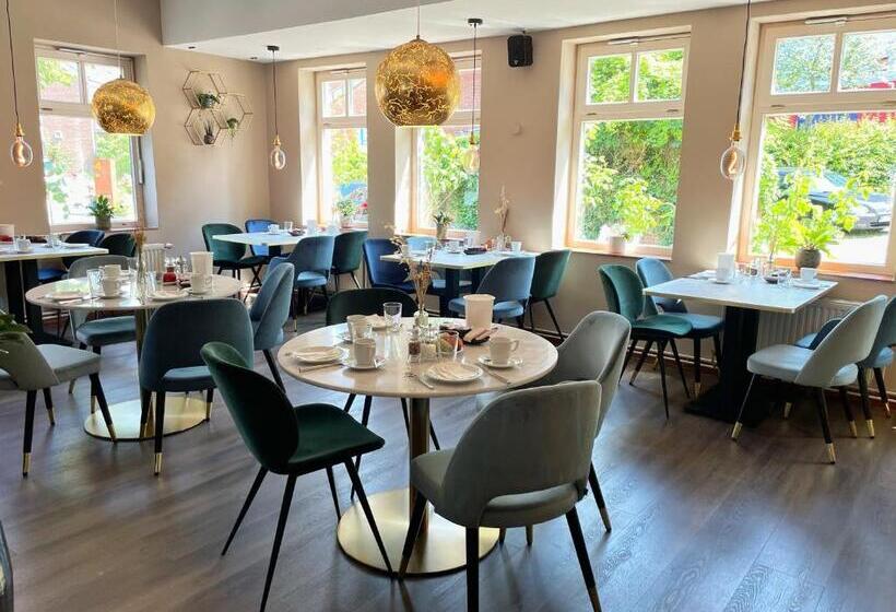 فندق Xenia Flensburg