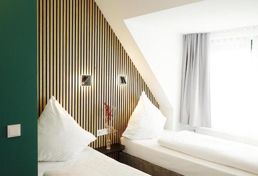 فندق Xenia Flensburg