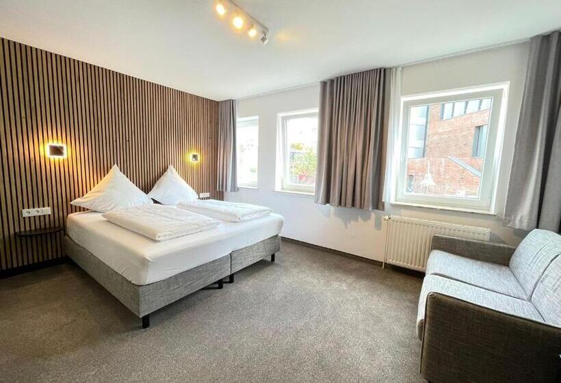 فندق Xenia Flensburg