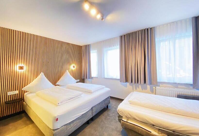 فندق Xenia Flensburg