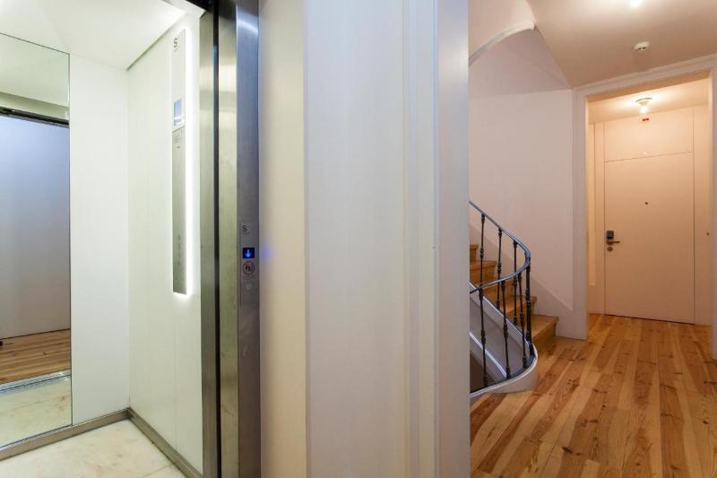 Lisbon Five Stars Apartments Combro 77