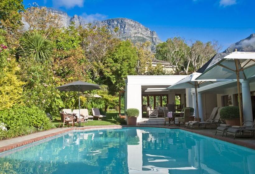 פנסיון Fernwood Manor Boutique Guest House