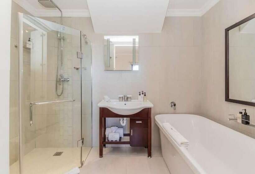 פנסיון Fernwood Manor Boutique Guest House