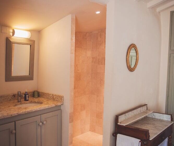 مبيت وإفطار Ancienne Maison Des Gardes