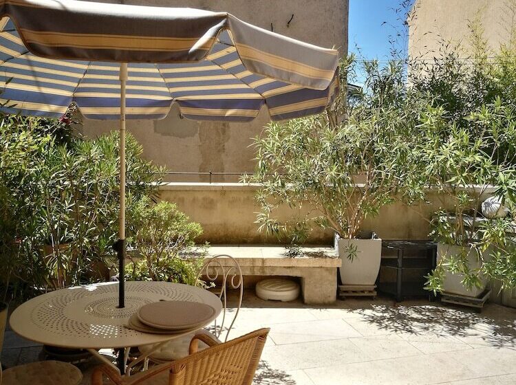 مبيت وإفطار Ancienne Maison Des Gardes
