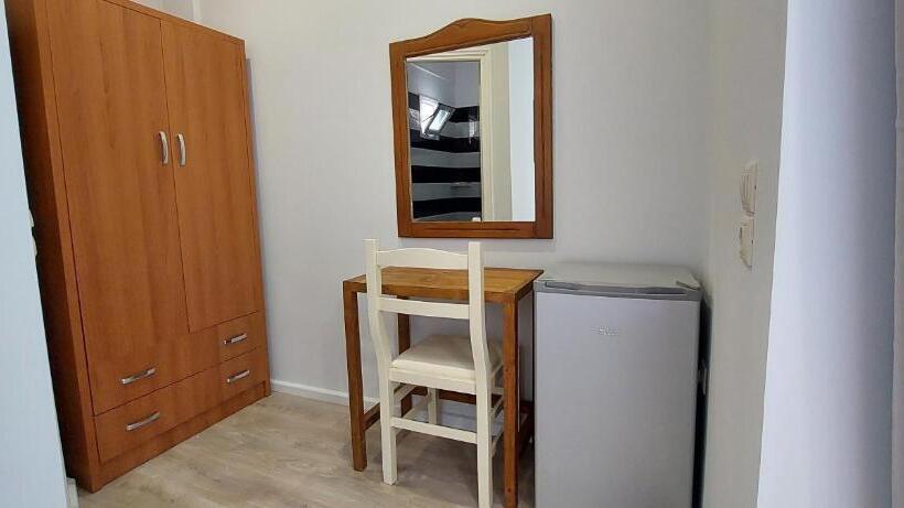 Aamiaismajoitus (B&B) Beleri House