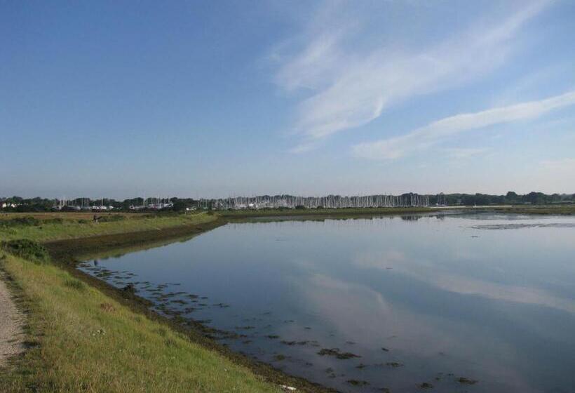 ベッドアンドブレックファースト Britannia House