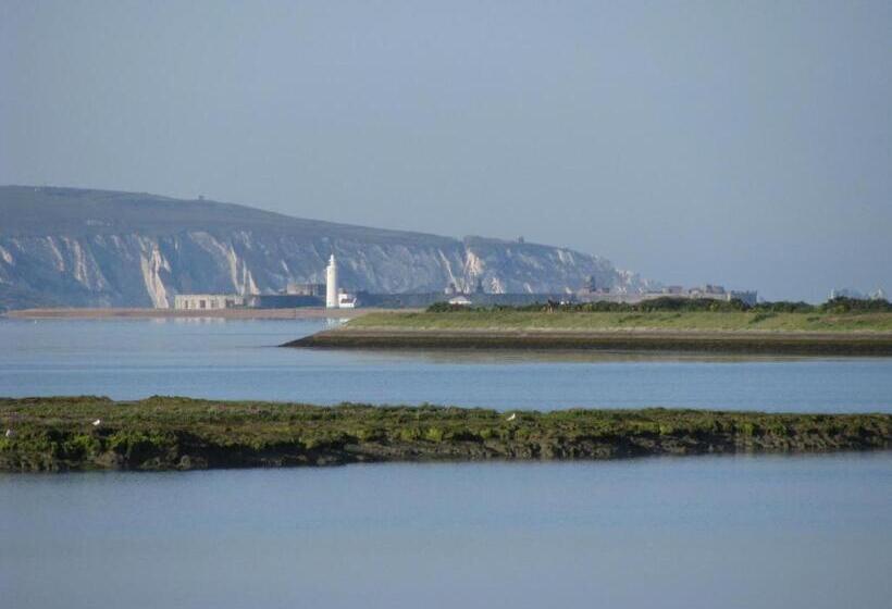 ベッドアンドブレックファースト Britannia House